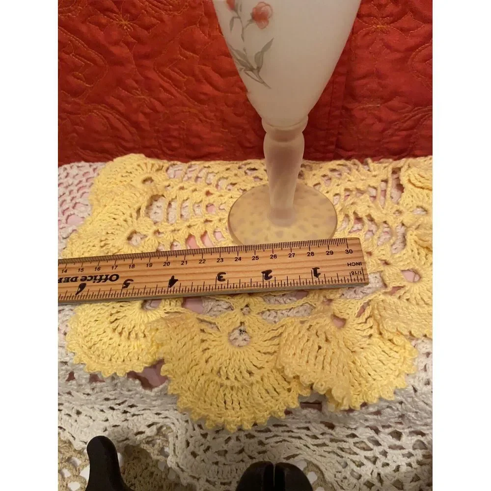 Vintage‎ 1960's Satin Art Glass  Elegant Sparrow Vase Made in Italy by Norleans